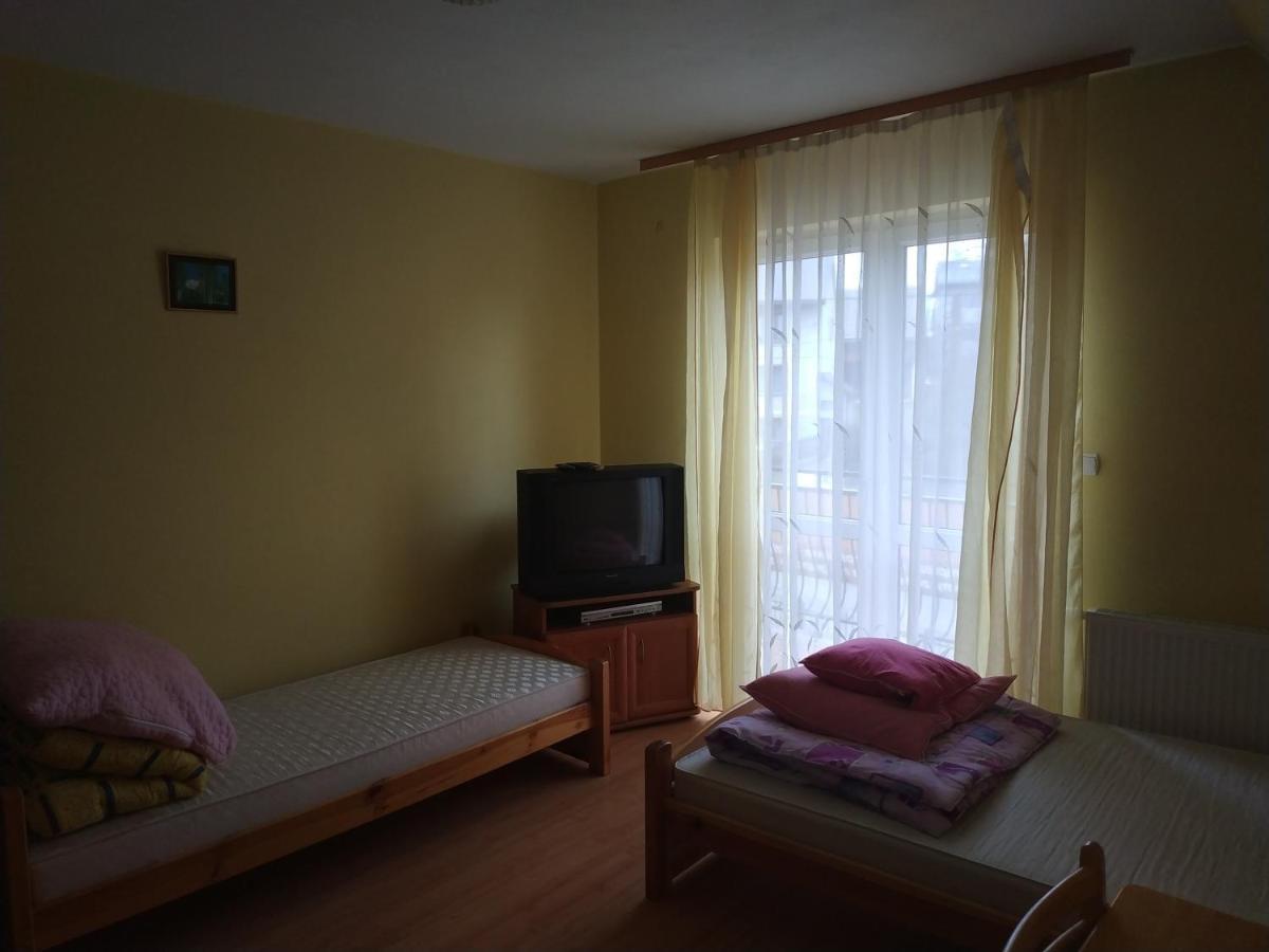 Hôtel Pokoje U Bryksego à Dursztyn Extérieur photo