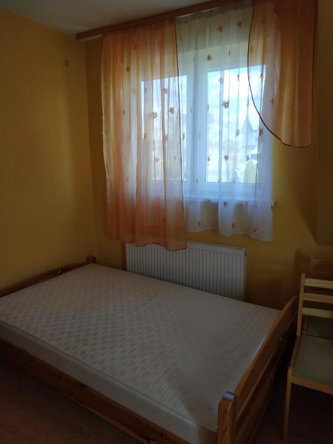 Hôtel Pokoje U Bryksego à Dursztyn Extérieur photo