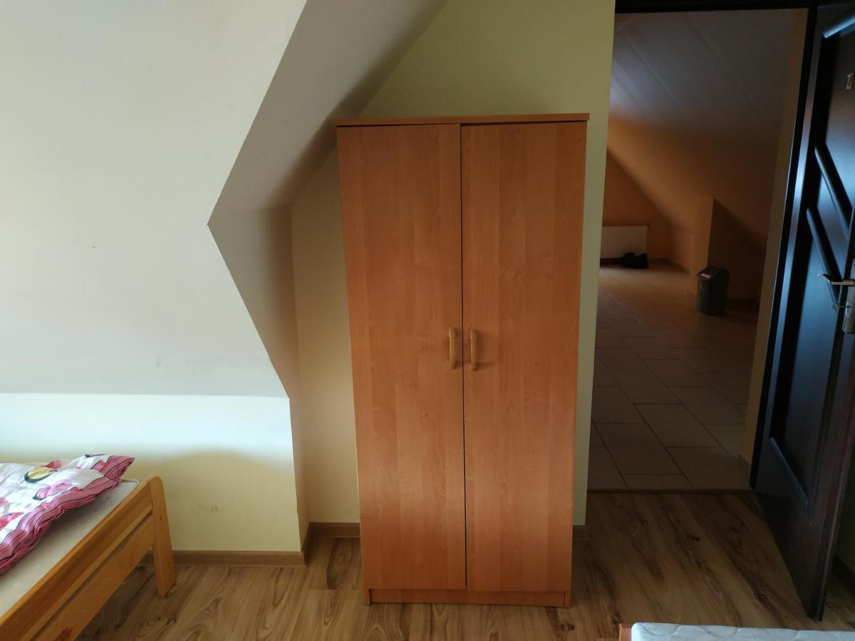 Hôtel Pokoje U Bryksego à Dursztyn Extérieur photo