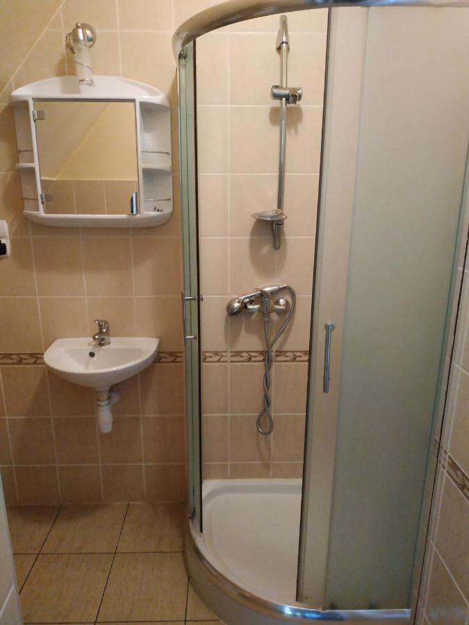 Hôtel Pokoje U Bryksego à Dursztyn Extérieur photo